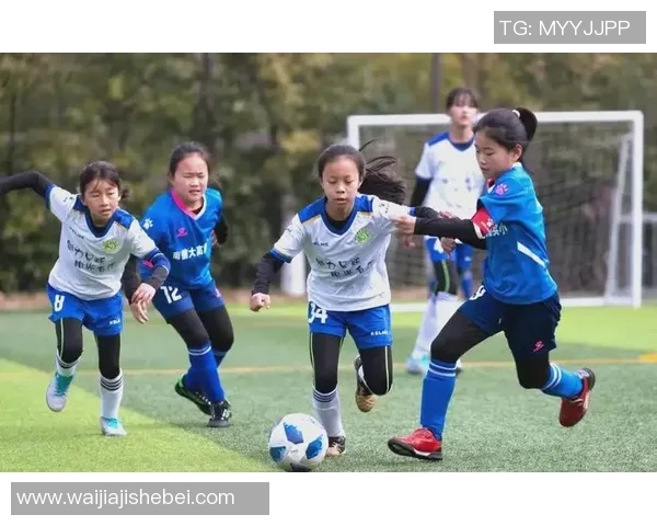 少年儿童足球明星崛起助力青少年体育发展与梦想追逐之路